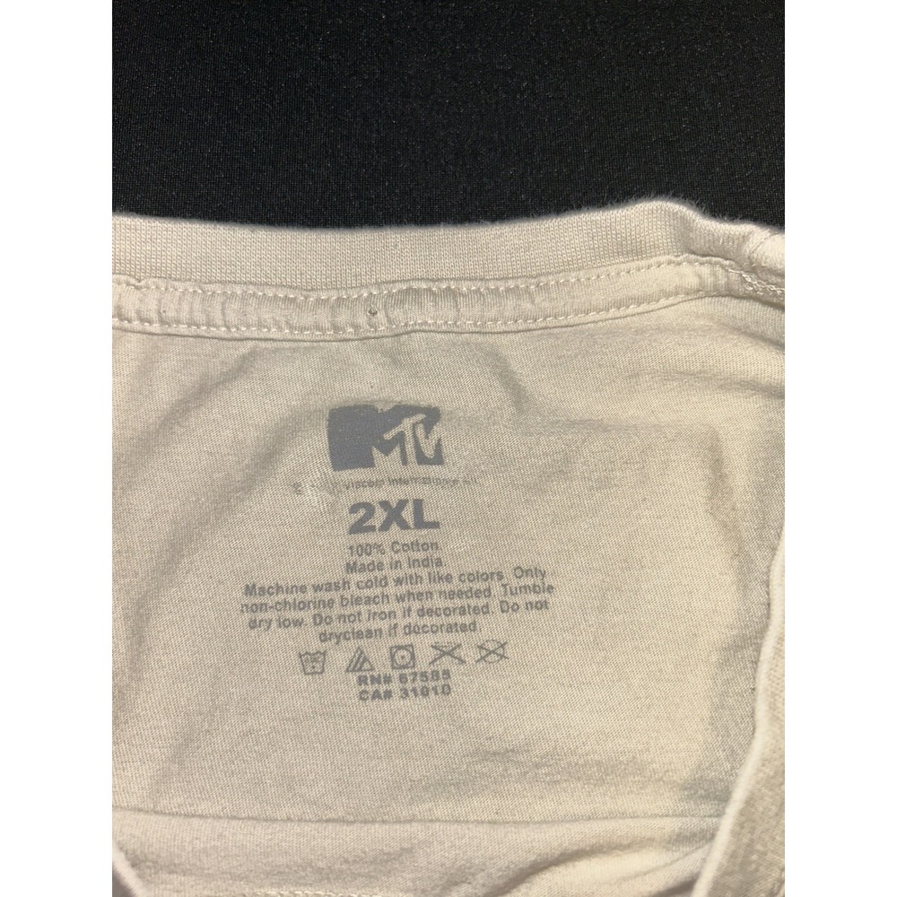 MTV Vintage Style Graffiti Graphic T-Shirt Mens 2XL Beige Streetwear Music Pop - Picture 6 of 8
